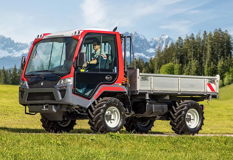 Lindner Unitrac L-Drive mit Ladefläche
