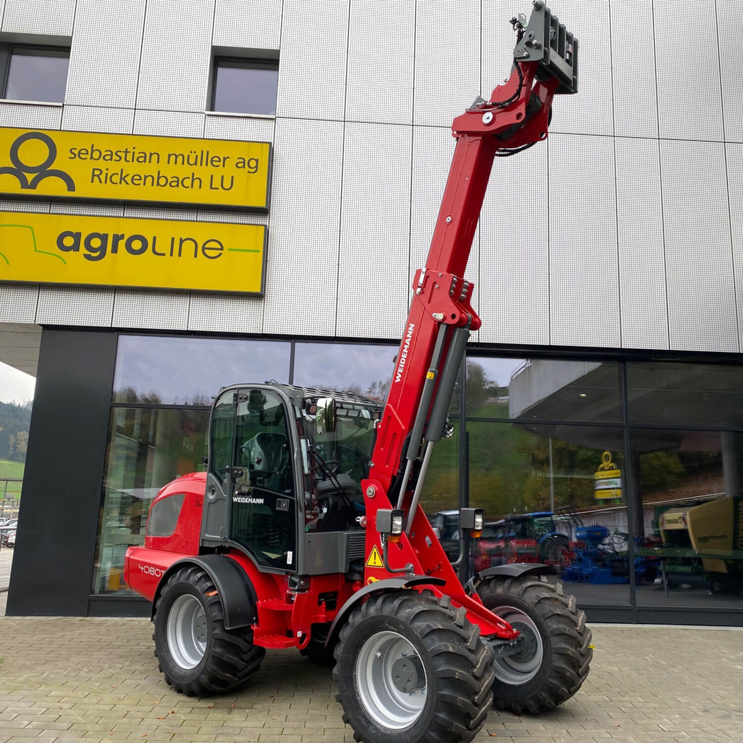 Ablieferung Weidemann 4080 T Hubhöhe 5,1 Meter Hubkraft 3,2 Tonnen