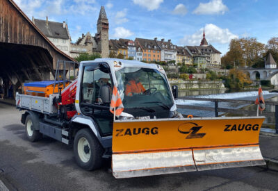 Lindner Unitrac 122 mit Kran, Stadt Bremgarten